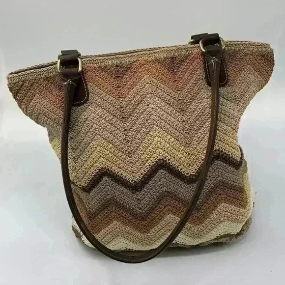 Handbags - CROCHETED Bag in Brown Chevron Pattern on …